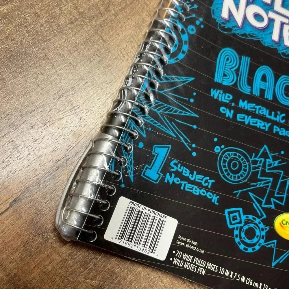 NEW Crayola Wild Notes Black 1 Subject Notebook Silver Metalic Marker Super Rare - Picture 2 of 7